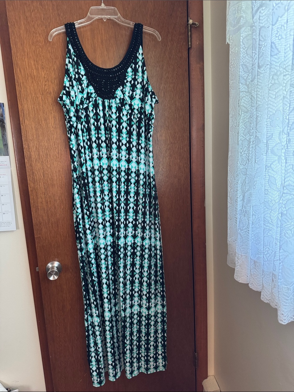 Women’s Size 2X Sleeveless Black and Mint Patterned Maxi Dress